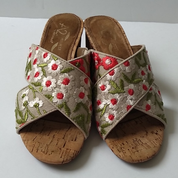 A2 By Aerosoles Shoes - A2 Midday embroidered floral on tan slip on sandals size 7